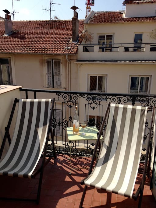 Terrasse en plein cœur de Cannes