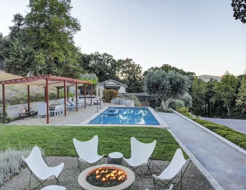 Glen Ellen Retreat with Pool/Hot Tub & Pickleball!