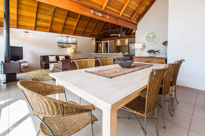 Whalers Cove Villas, Villa Mayflower gallery image 3