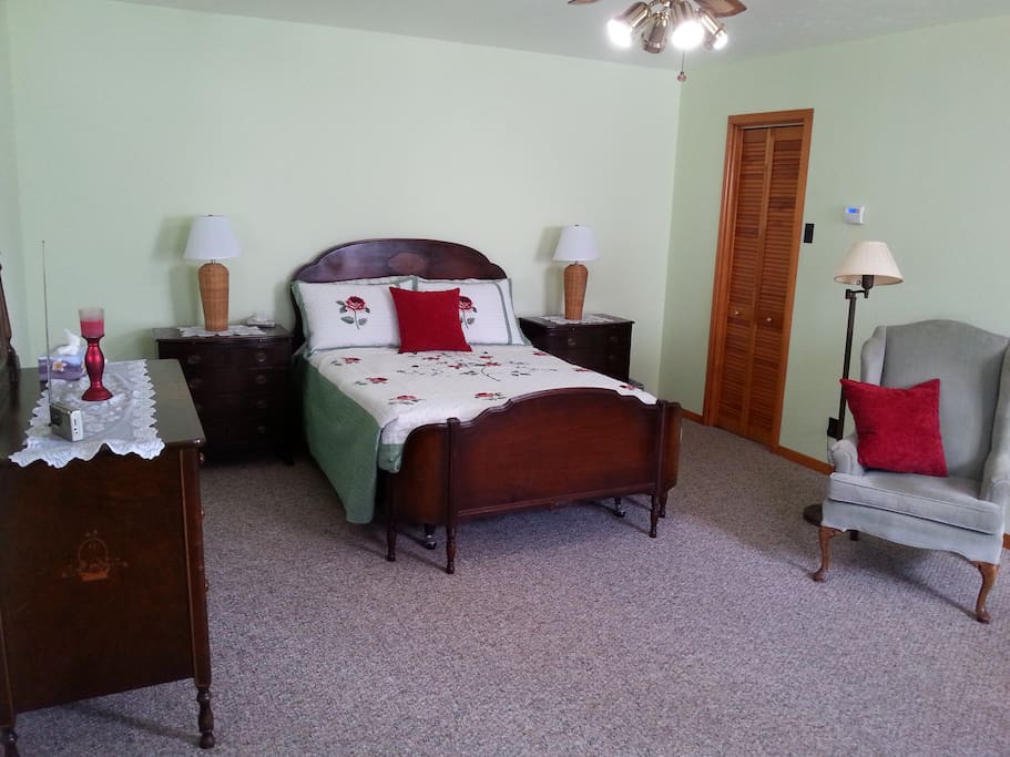 Walk-through bedroom - Double bed