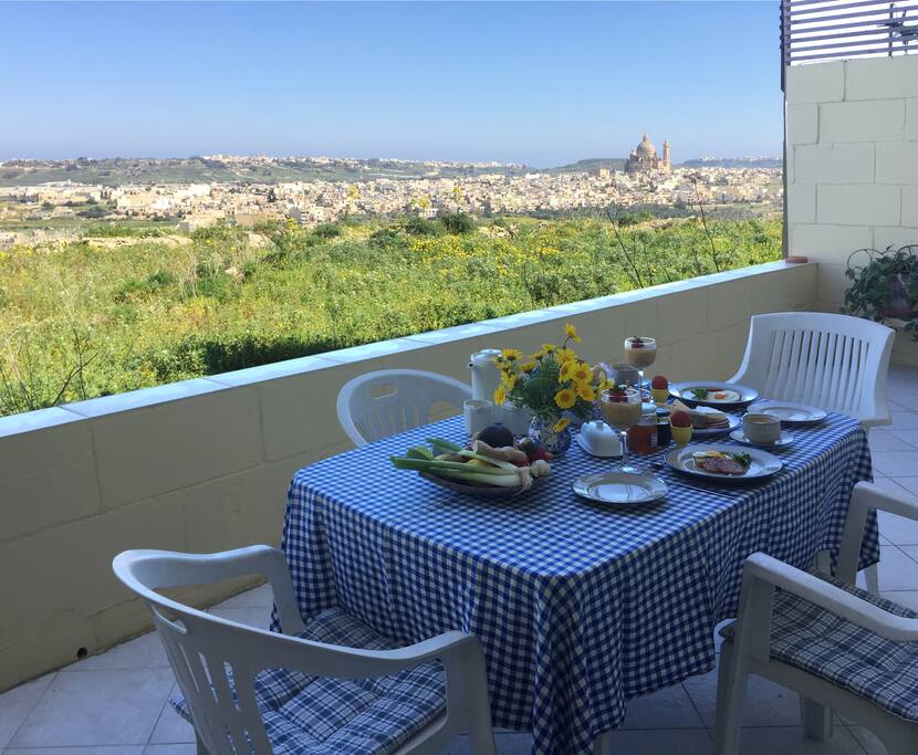 Start your day with breakfast on the terrace while enjoying the panoramic views.