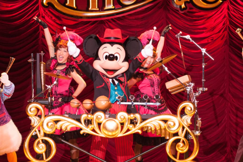 Make restaurant/show restaurant reservation at Tokyo Disney Land/Sea.
