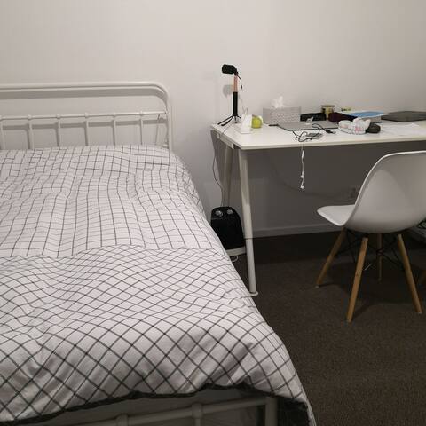 Amazing new house 7R 11beds big group 19P no part gallery image 4