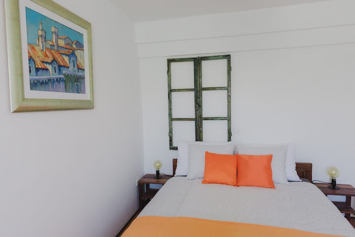 Dhomë gjumi kryesore