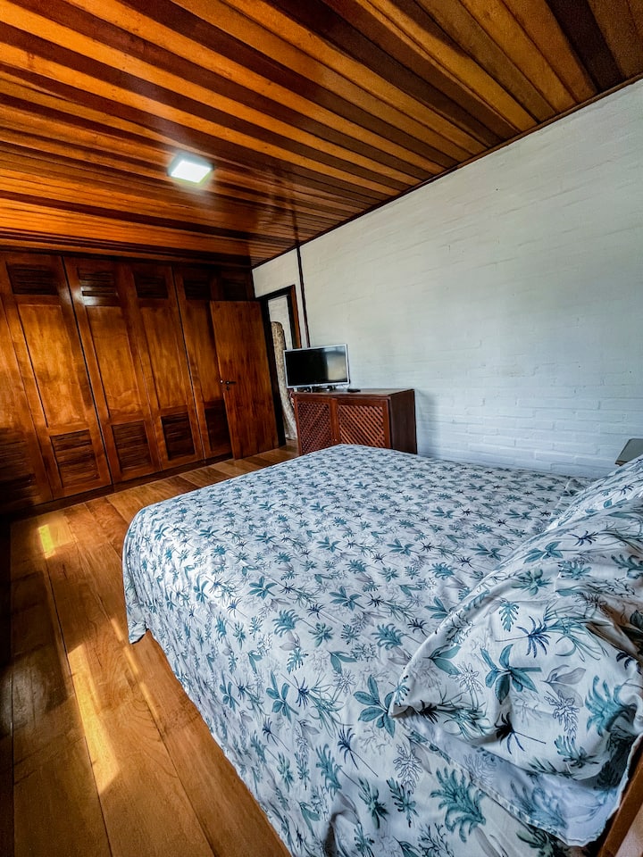 საძინებელი 2