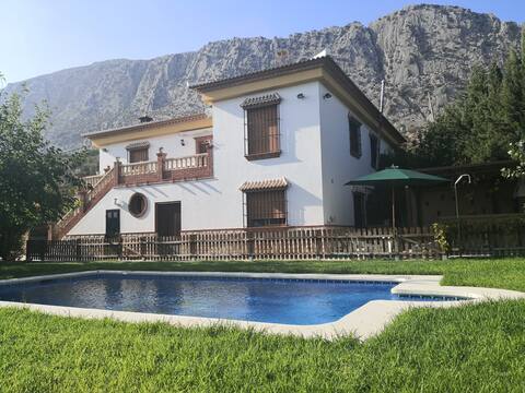 Villa Hierbabuena