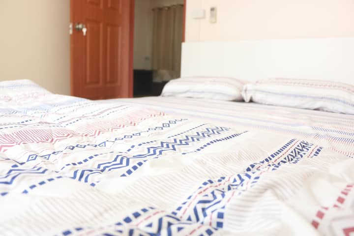 2 Bedrooms with Air conditioners and king size beds