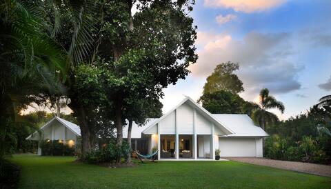 Sienna-Rose, a Mission Beach Sanctuary - Sleeps 10