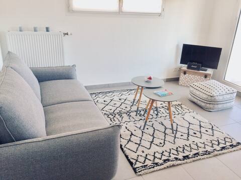 T2 neuf proche centre ville avec parking, terrasse