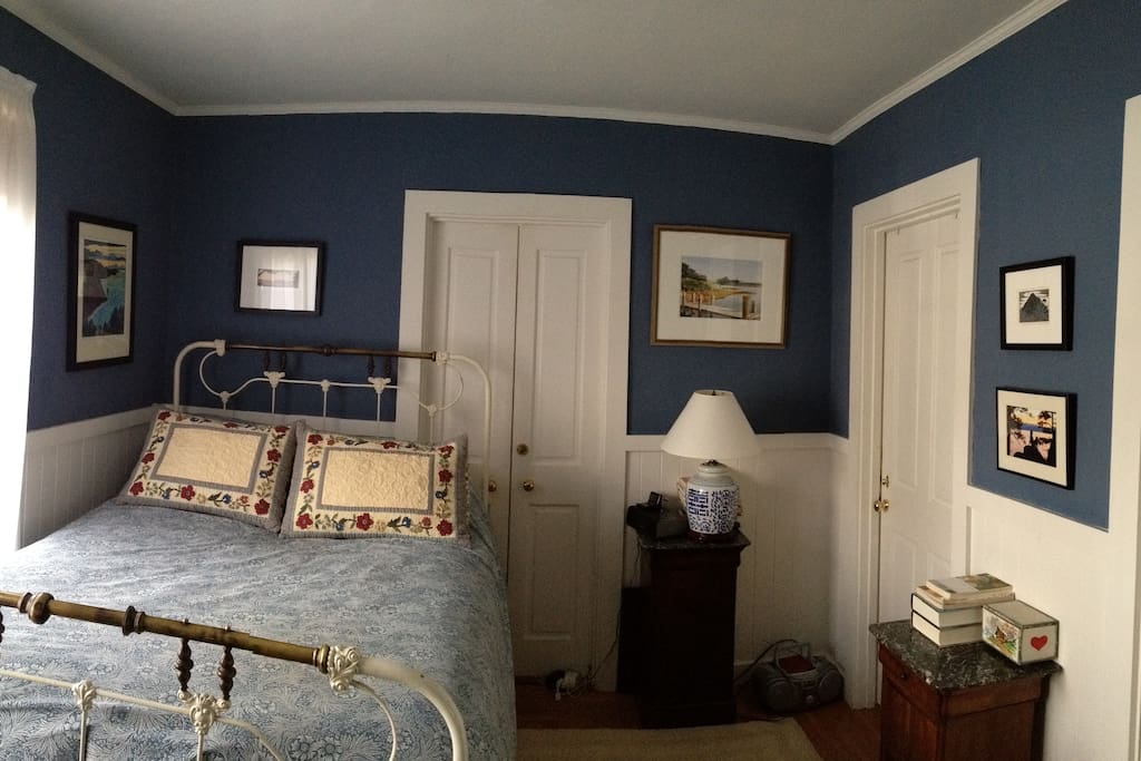Front bedroom