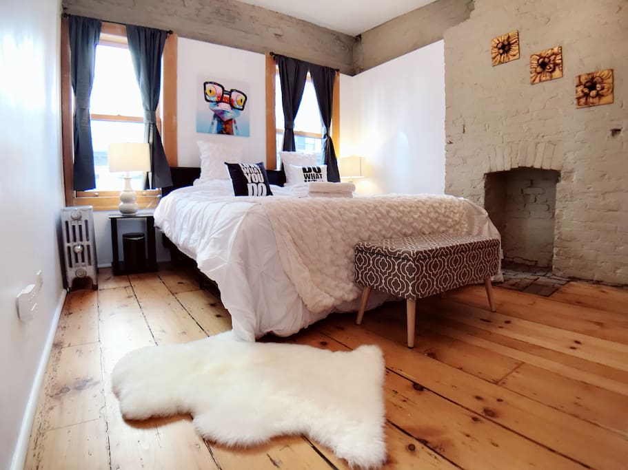 Master Bedroom with King Size Bed