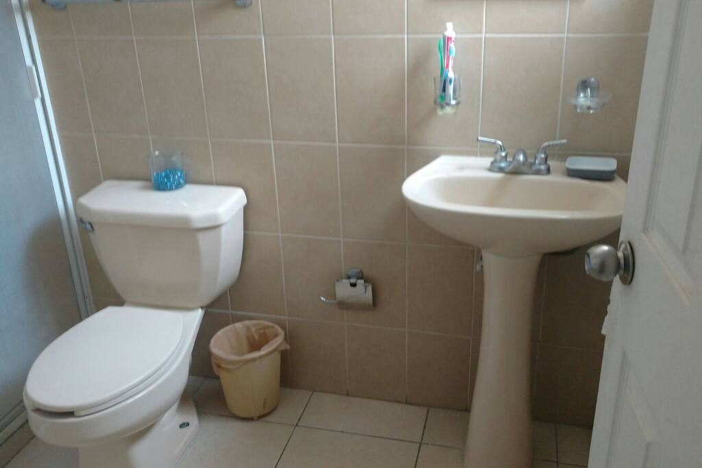 Baño completo privado