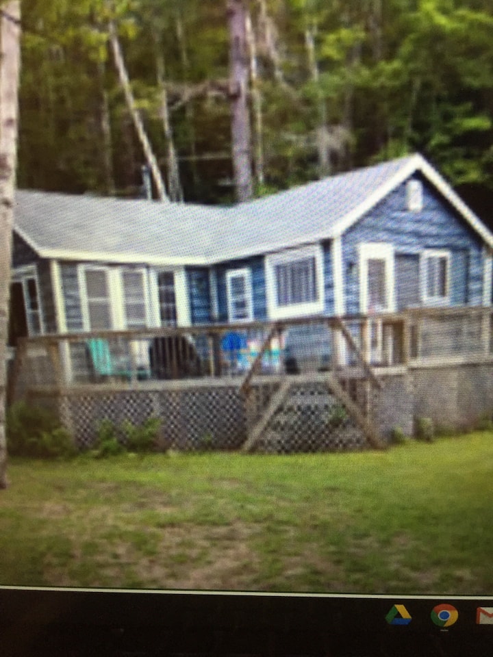 Johnsburg Streamside Cabin Cabins for Rent in Johnsburg, New York