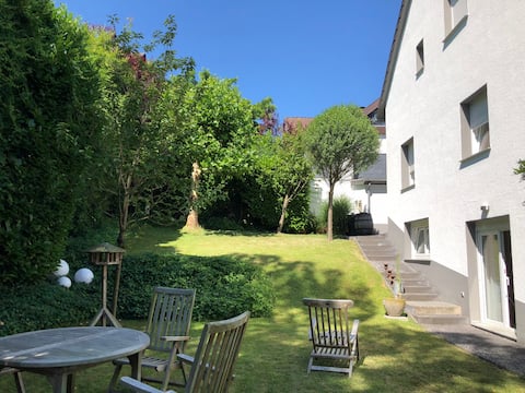 Haus mit großem Garten in der Nähe von Bonn/Rhein