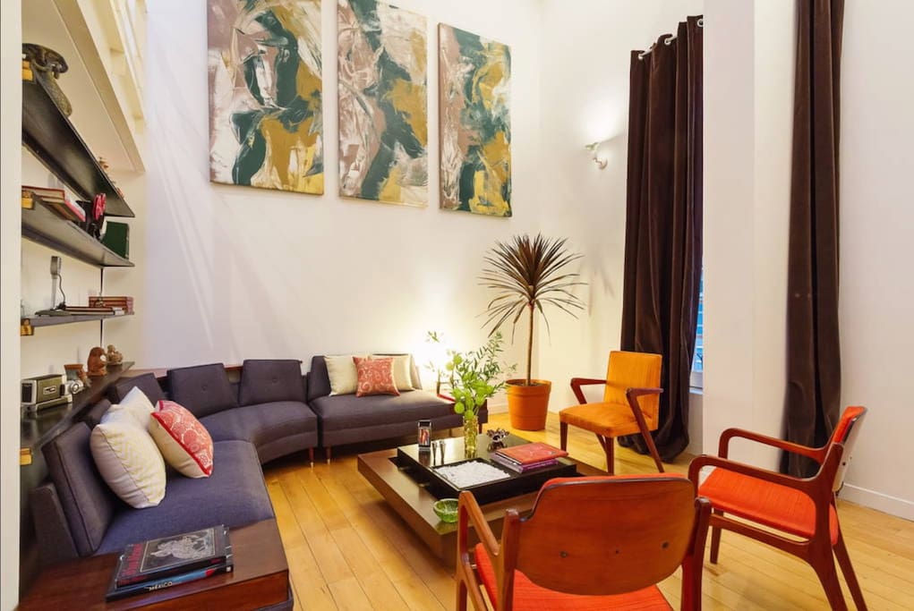 The top-notch location, decoration, amenities, and confort of the place will guarantee a great stay in Mexico City.