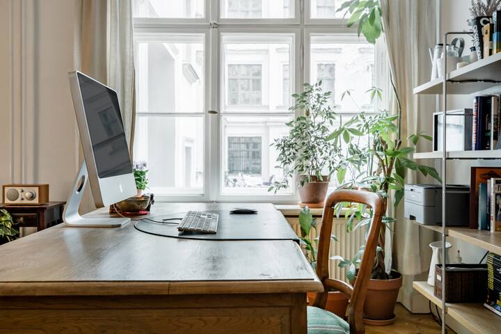 Spacious Prenzlauer Berg Apartment in Quiet Street gallery image 3