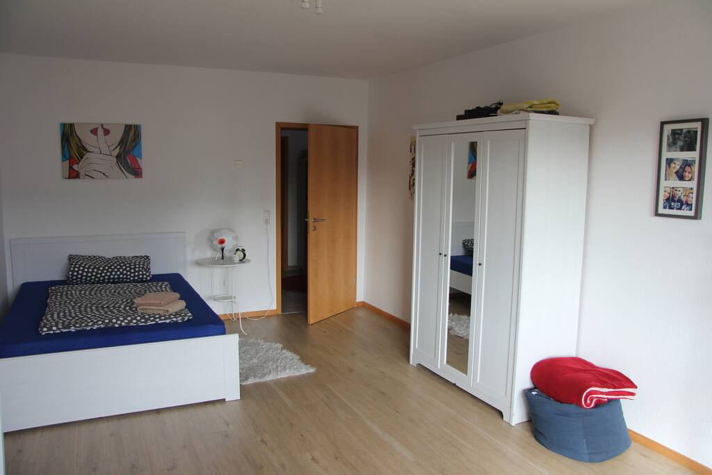 Bedroom (2) full view
