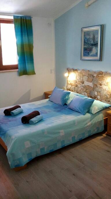 Schlafzimmer 2