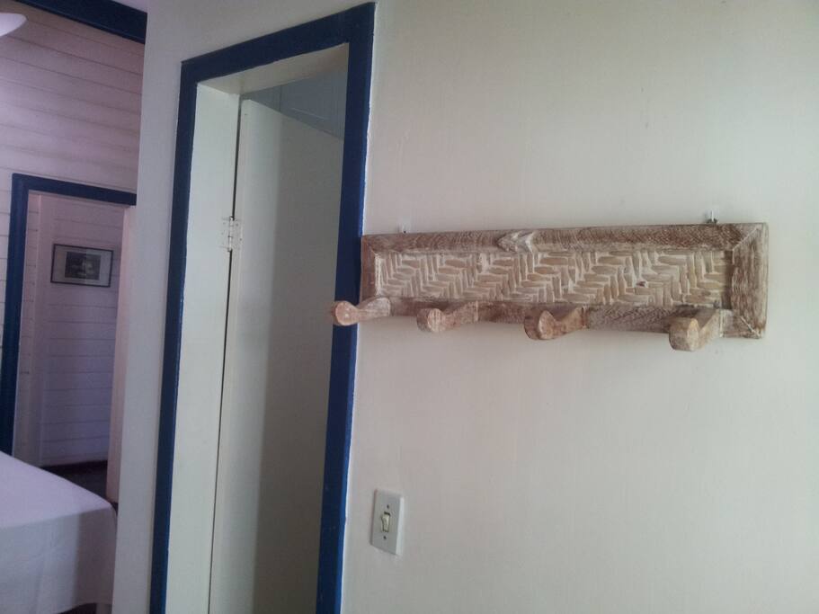 TV, ventilador de teto, 2 camas, WC