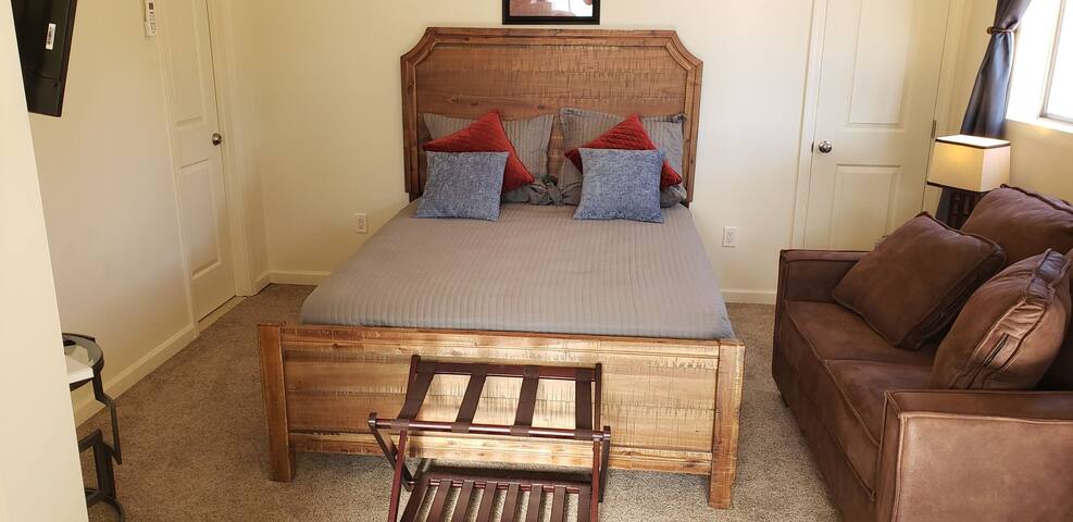 ALLURING STUDIO APARTMENT near downtown PAGE!