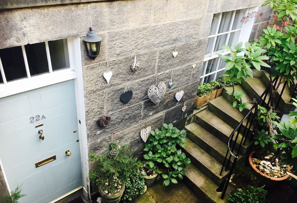 Privet patio main entrance