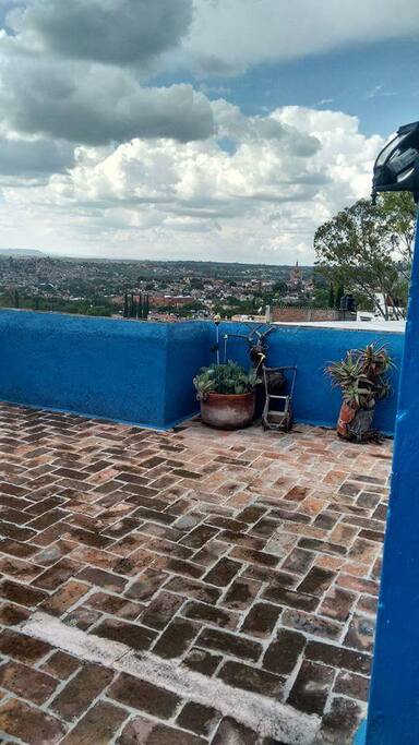 Hermosa vista en su terraza