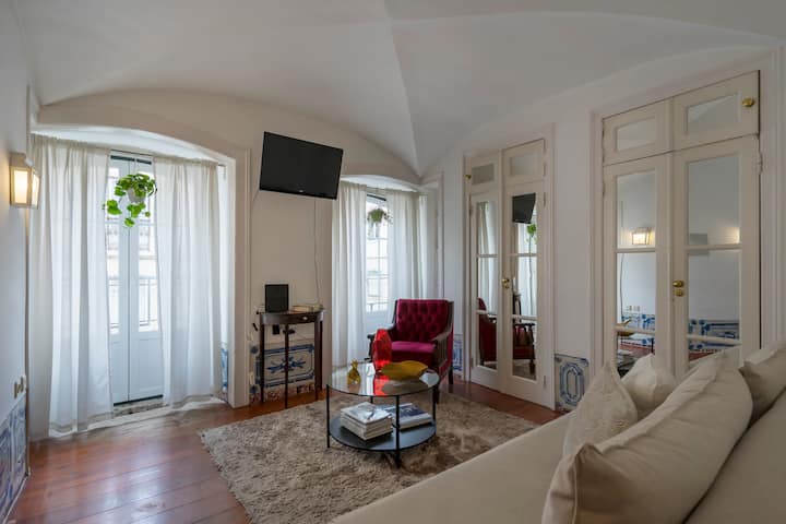 Romantic Apartment+tejo River View - Lisbon