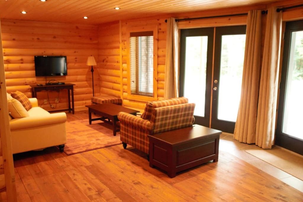 Kick up your feet and sink into the plush sofas while you watch a movie after a long day on the mountain.