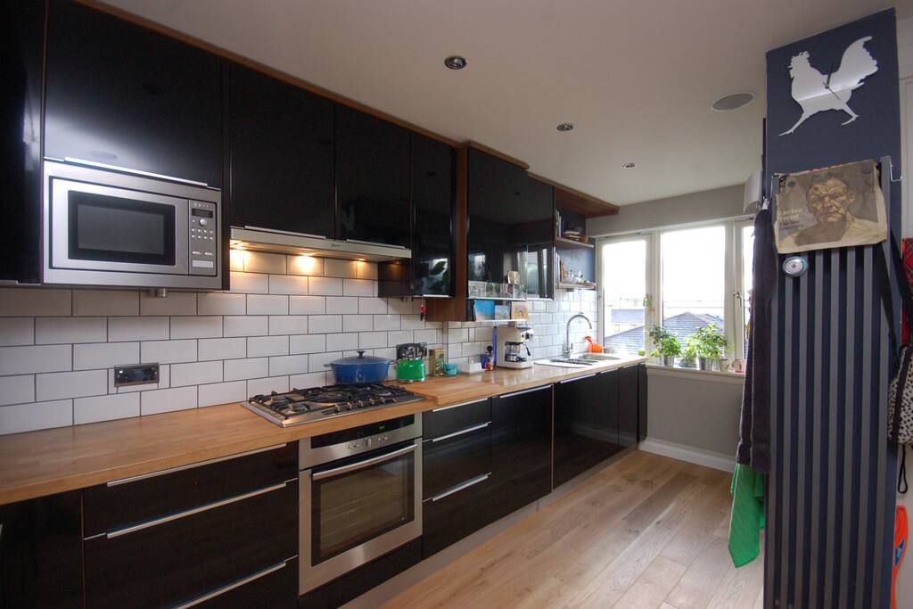 dining/kitchen