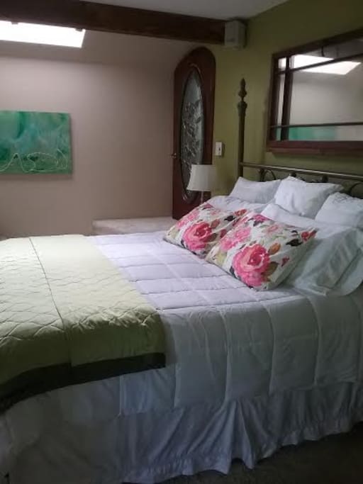 King size bed