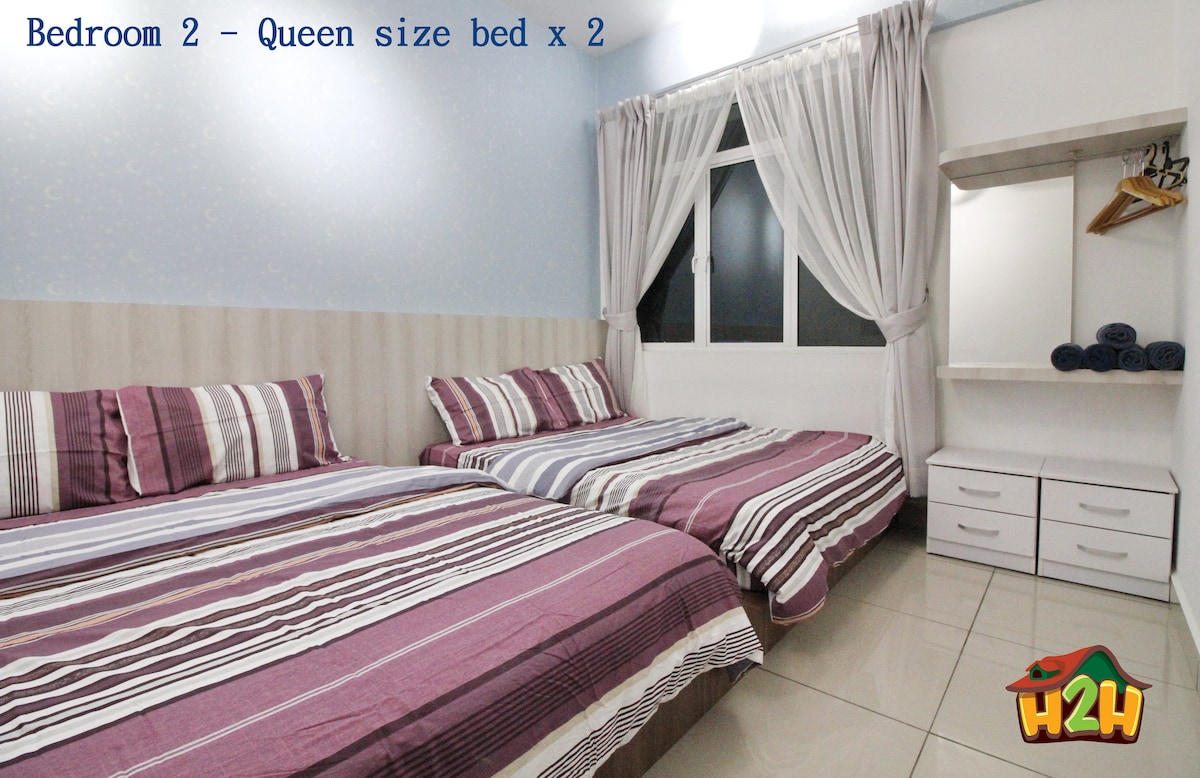 Spálňa 2 - manželská posteľ veľkosti Queen x 2 