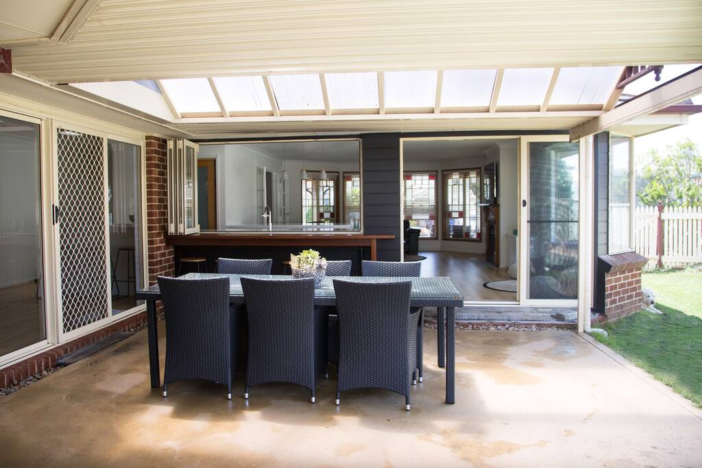 Outdoor Dinning