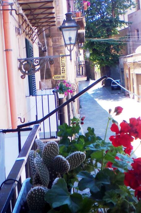 BALCONY ROAD