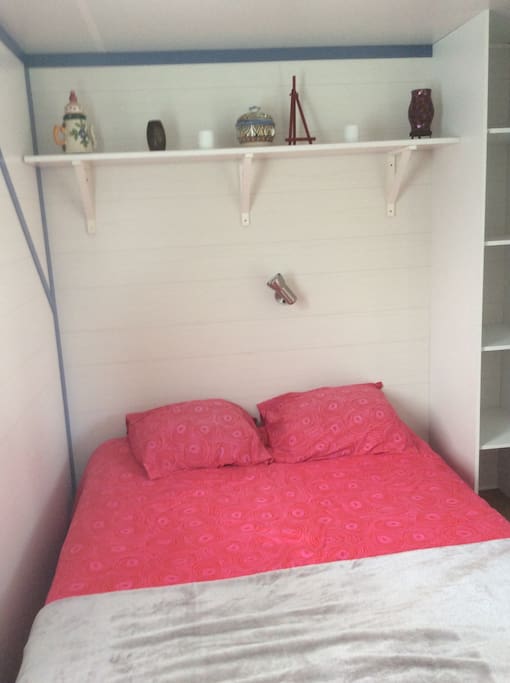 Chambre lit 140
