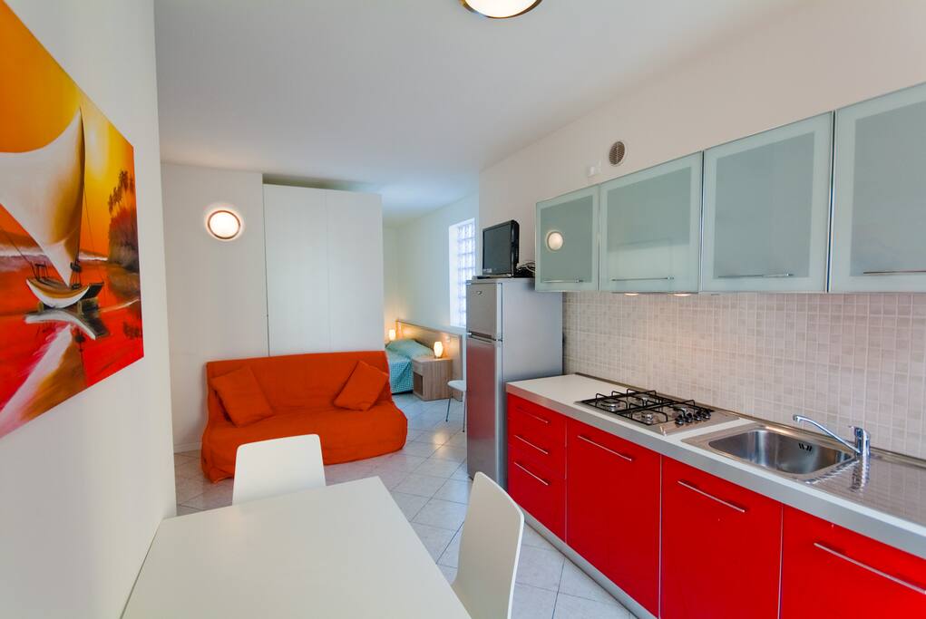cucina con divano letto