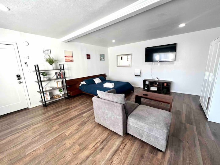 Spacious & Modern Loft - Remodeled, Near Ft. Bliss - El Paso, TX