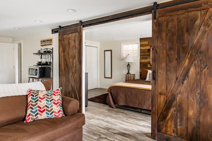 Cozy 2br W/ Fireplace 5 Points Gem 1.2 Mi 2 Dwntwn - Asheville, NC