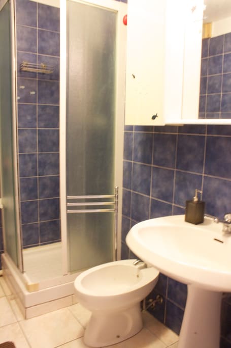 bagno con doccia