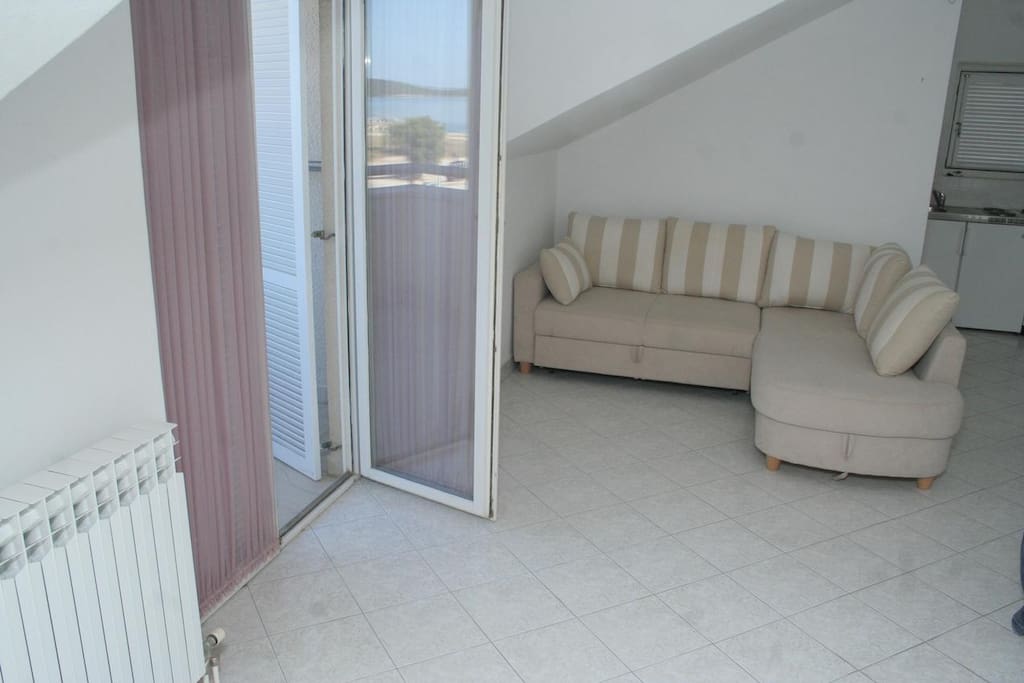 Living room, Surface: 14 m²