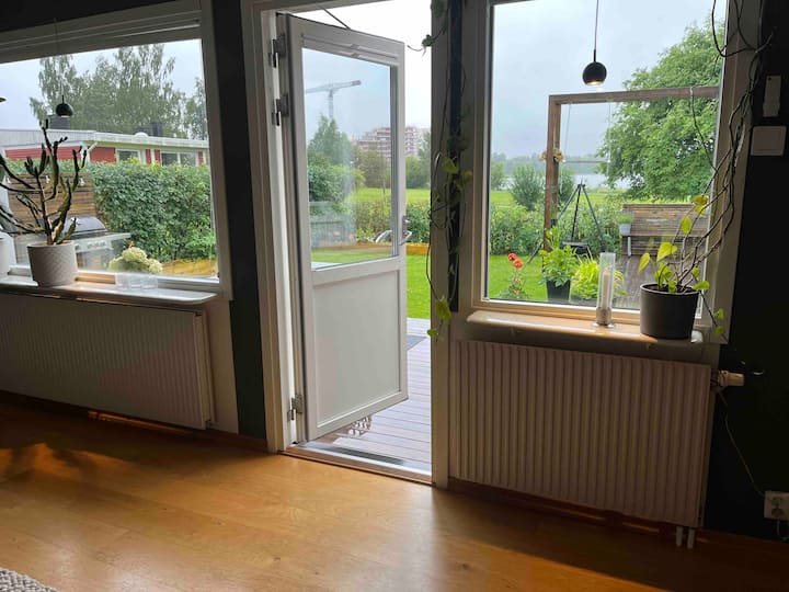 Familjevänligt Stadsnära Hus Vid Vatten - 룰레오
