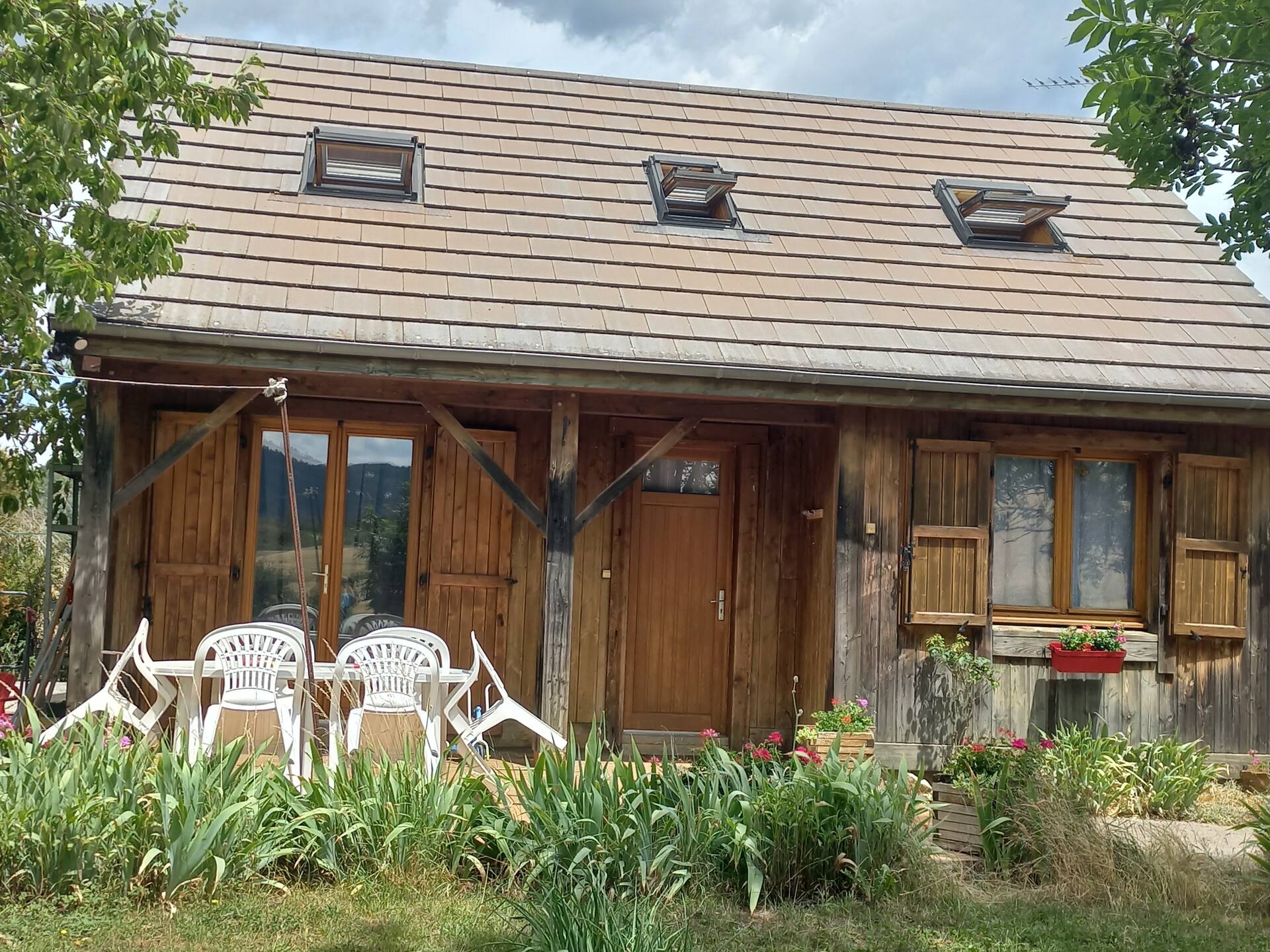 Isa's Little Cottage