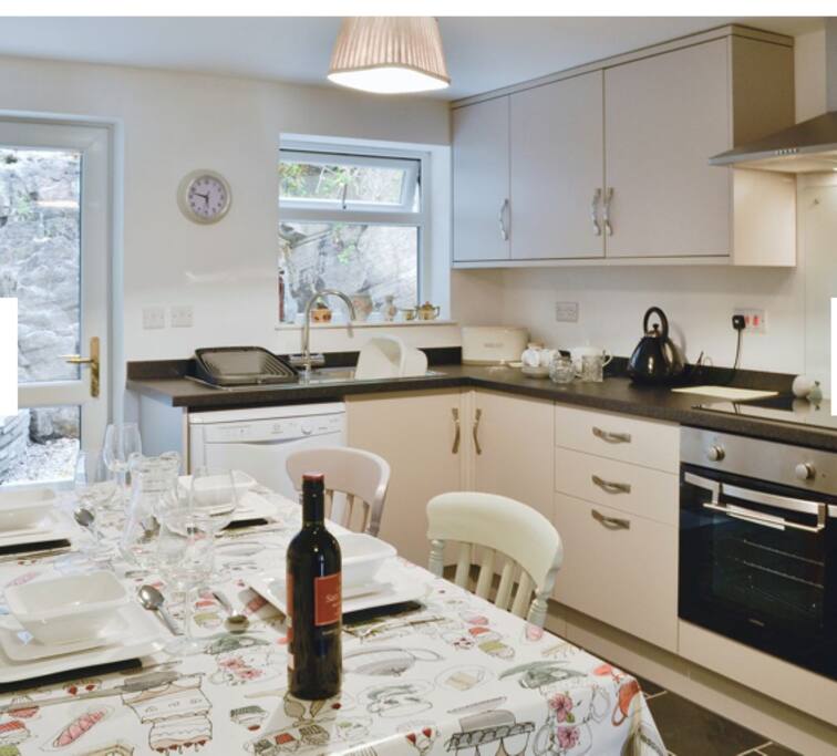 Kitchen diner