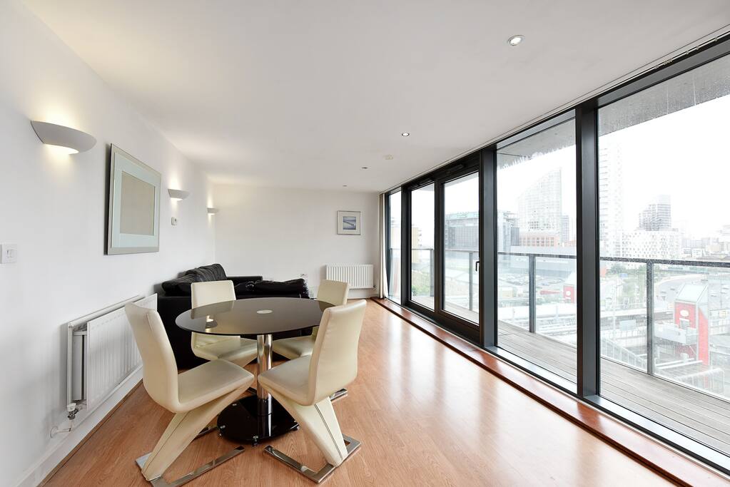 Spacious and bright living room
