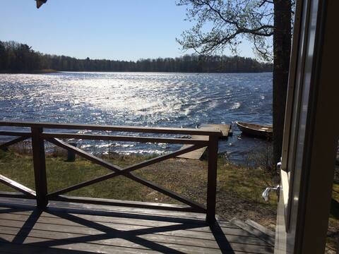 Amazing cottage by lake for peace & quiet