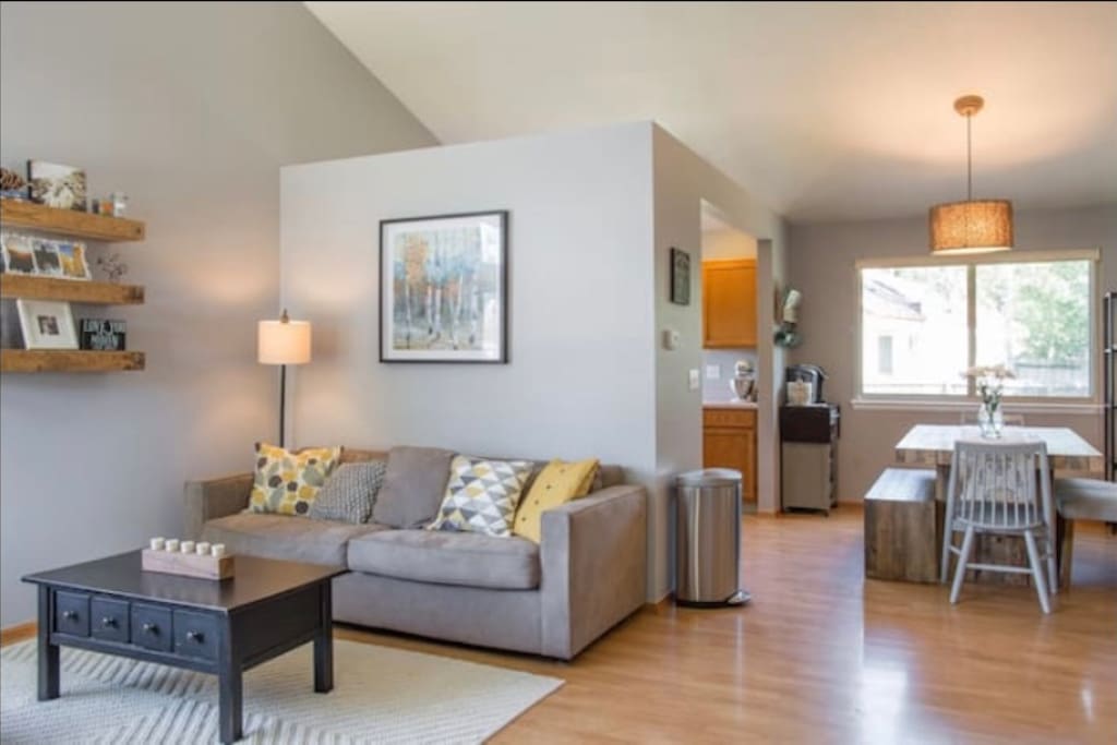 Front sitting room