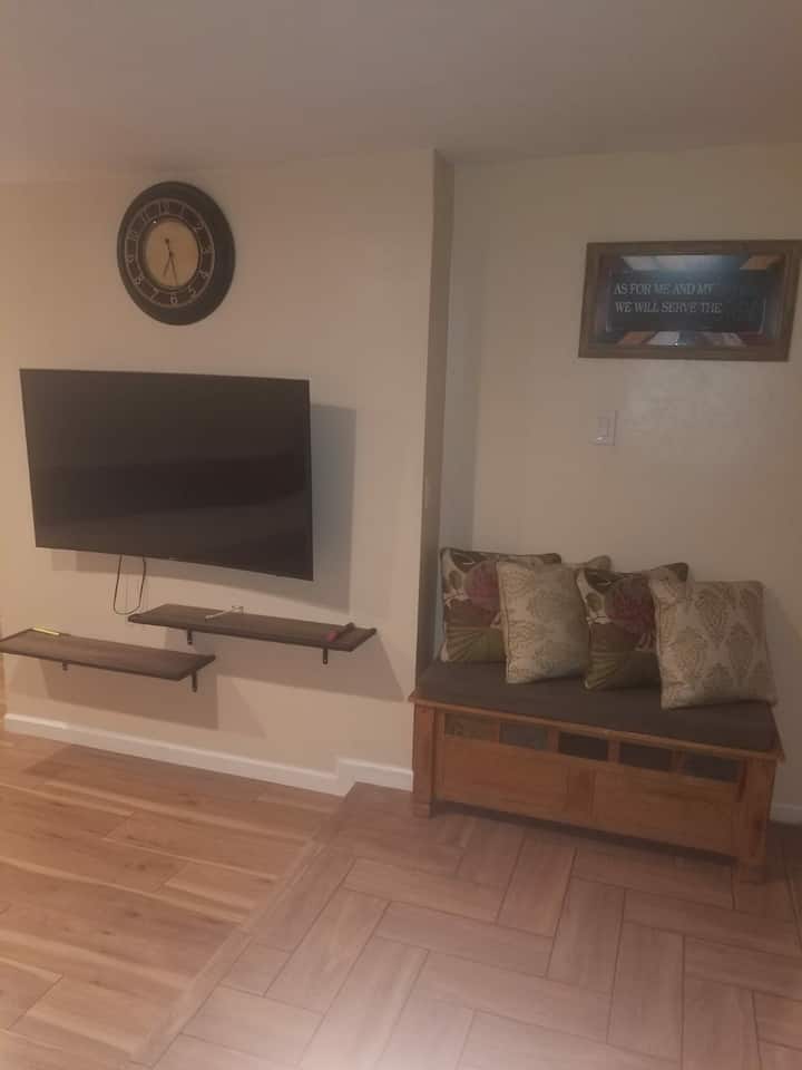Home Away From Home, 3 Bd/2ba, Self Check In. - Tucson, AZ