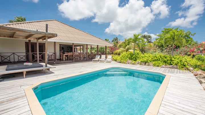 Lovely Tropical Villa With Private Pool - Curaçao