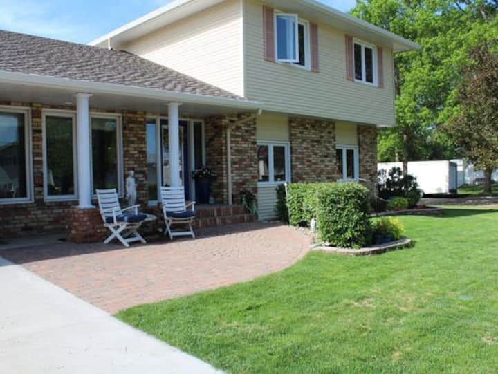 Bismarck Vacation Rentals Apartments And More Airbnb Bismarck Vacation Rentals Apartments And More Airbnb