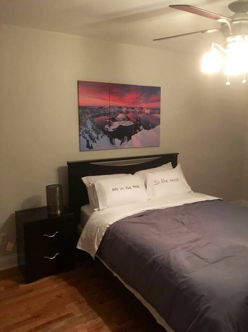 Bed room