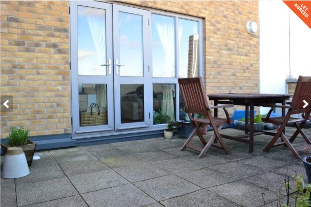 A fab terrace for fab holidays